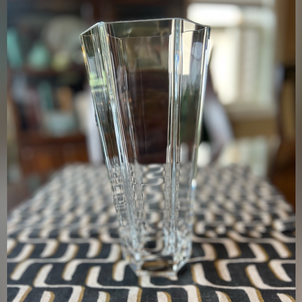 𝐑𝐚𝐫𝐞 𝐟𝐢𝐧𝐝! Tiffany & Co Frank Lloyd Wright Crystal Hex Vase 1986 - Picture 6 of 8
